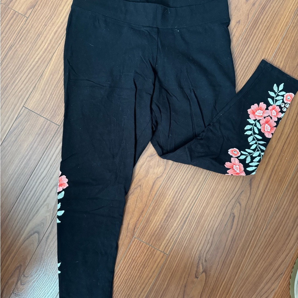 Torrid Black and Pink Floral Leggings